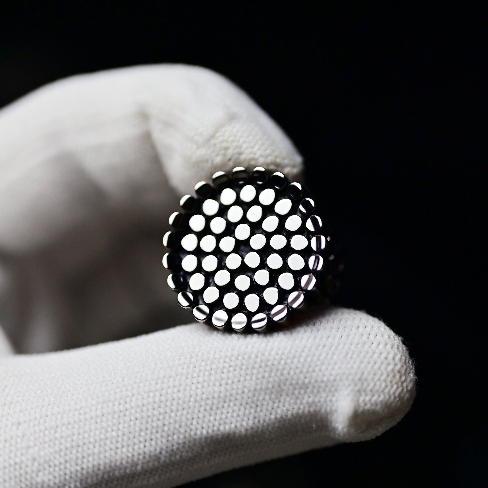 Image of Round Dots Collision Button